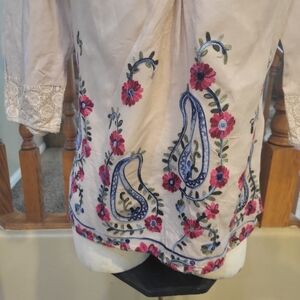 Embroidered Floral Cream Top